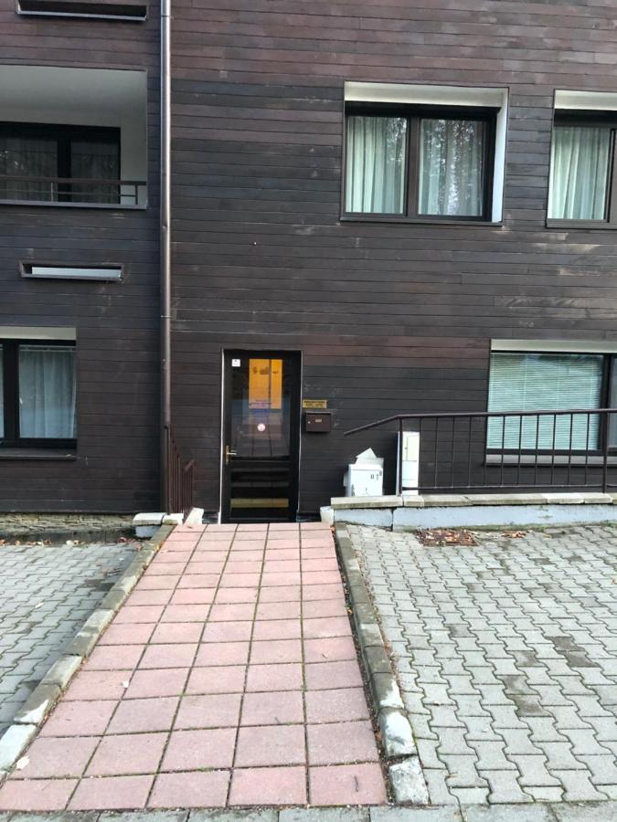 Utulny Apartman Triangel 50M Od Lyziarskeho Vleku Zahradky โดโนวาลี ภายนอก รูปภาพ